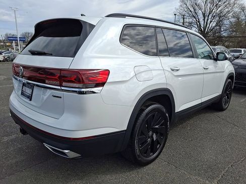 New 2026 Volkswagen Atlas SE image 4