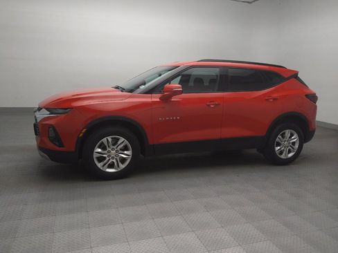 Used 2022 Chevrolet Blazer LT w/ Sound & Technology Package FWD image 2