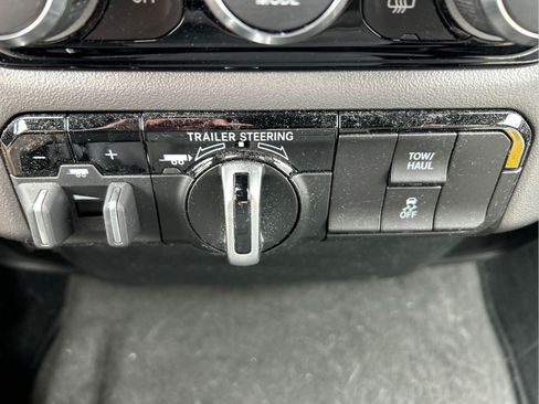 Certified 2023 RAM 1500 Big Horn w/ Trailer Tow Group AWD/4WD image 32