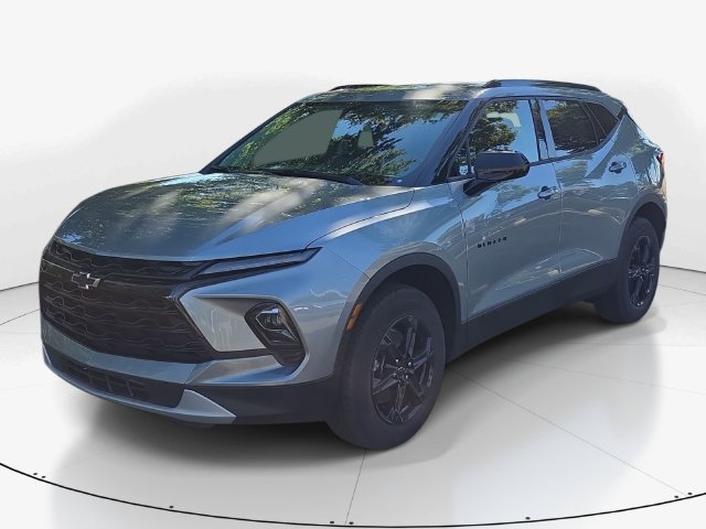 New 2026 Chevrolet Blazer LT w/ Midnight/Sport Edition FWD image 8