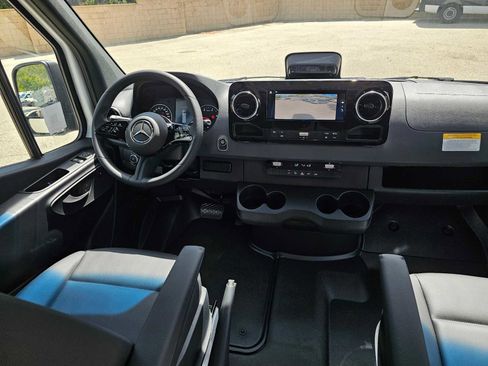 New 2026 Mercedes-Benz Sprinter 2500 image 13