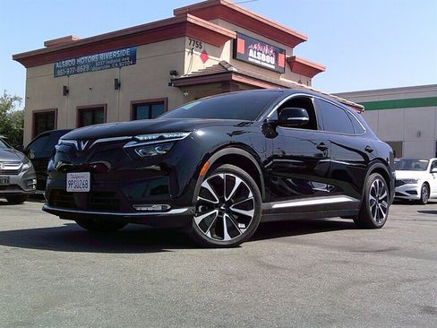 Used 2023 VinFast VF 8 Plus AWD/4WD image 1
