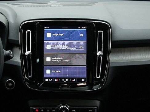 Certified 2023 Volvo XC40 B5 Plus w/ Driver Assist Package image 29