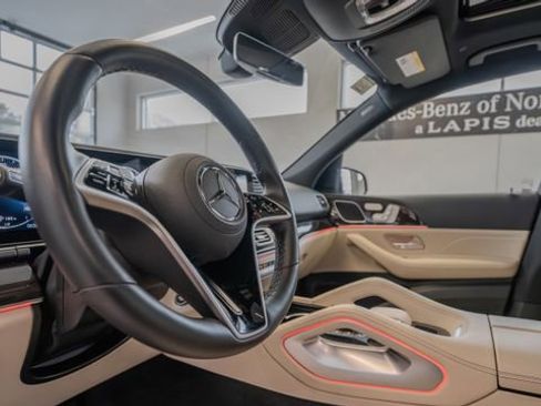 Used 2024 Mercedes-Benz GLE 350 4MATIC image 6