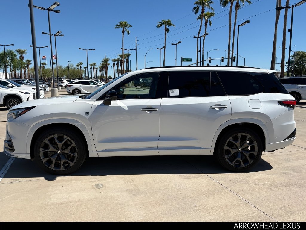 New 2026 Lexus TX 500h AWD image 3