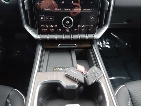 New 2026 GMC Acadia Denali w/ Super Cruise Package FWD image 23