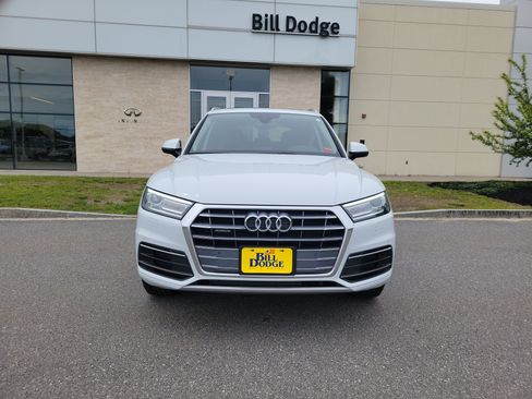 Used 2020 Audi Q5 2.0T Premium w/ Convenience Package AWD/4WD image 10