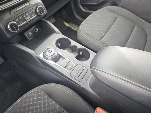 Used 2025 Ford Escape Active AWD/4WD image 30