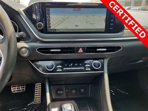 Used 2023 Hyundai Sonata SEL Plus image 11