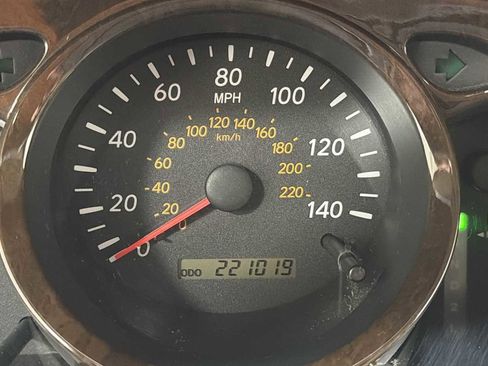 Used 2003 Toyota Highlander Limited AWD/4WD image 17