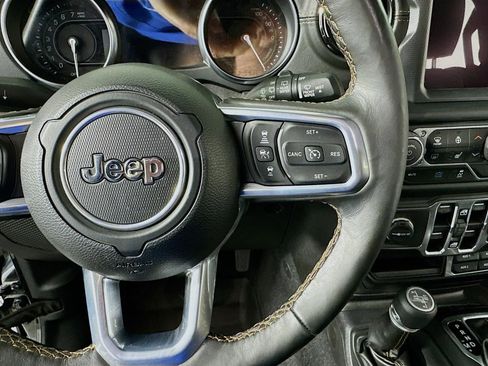 Used 2021 Jeep Wrangler Unlimited Sahara image 45