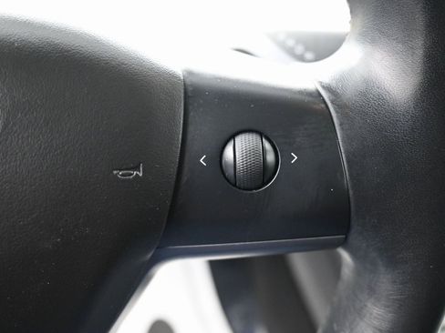 Used 2018 Tesla Model 3 Long Range image 16