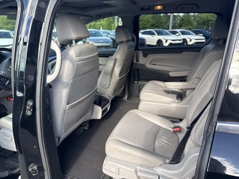 Used 2018 Honda Odyssey Elite image 5