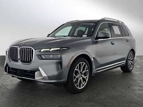 Used 2025 BMW X7 xDrive40i AWD/4WD image 7