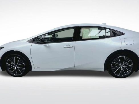 Certified 2024 Toyota Prius XLE image 20