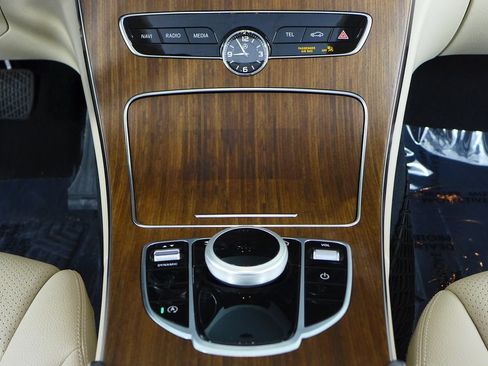 Used 2019 Mercedes-Benz C 300 Sedan image 26