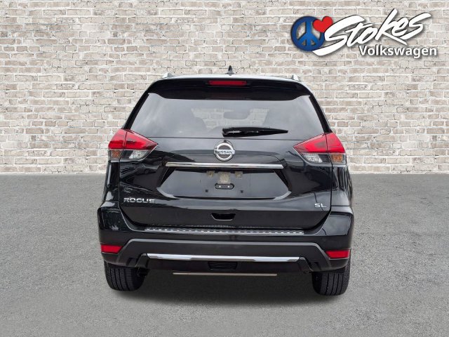 Used 2017 Nissan Rogue SL w/ SL Premium Package FWD image 5