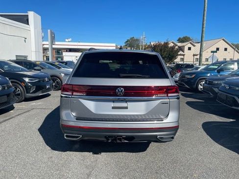 New 2026 Volkswagen Atlas SE image 5