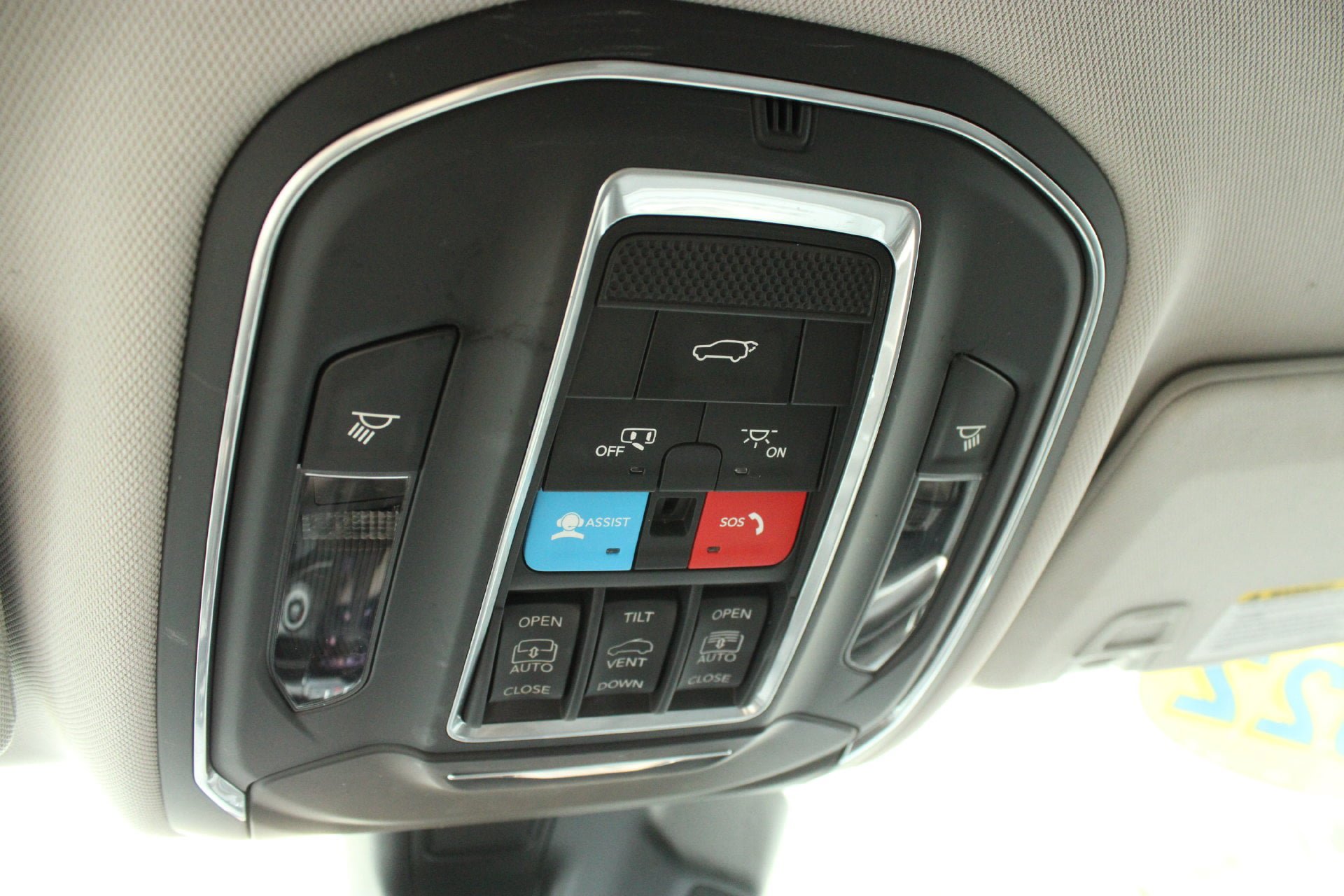 Used 2022 Jeep Grand Cherokee Limited AWD/4WD image 48