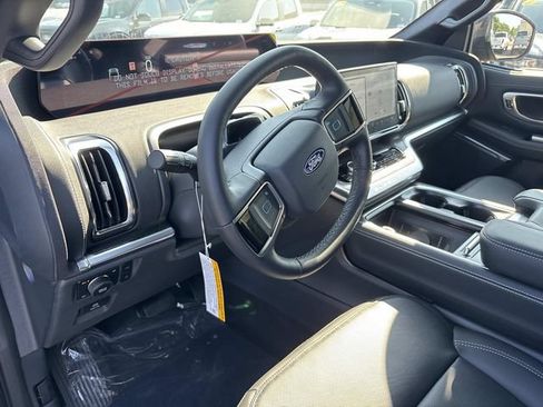 New 2027 Ford Expedition Platinum w/ Stealth Appearance Package AWD/4WD image 27