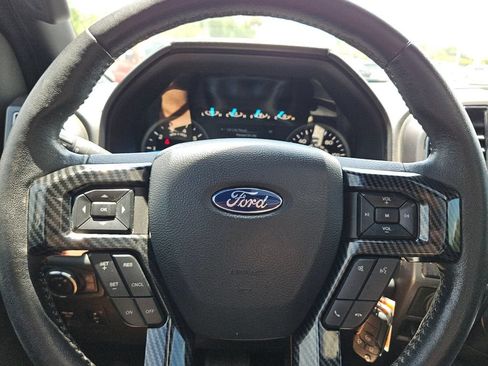 Used 2019 Ford F150 XLT w/ Equipment Group 302A Luxury AWD/4WD image 21