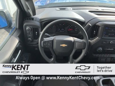 Used 2025 Chevrolet Silverado 1500 Custom image 25