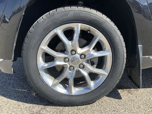 Used 2016 Jeep Grand Cherokee Summit image 21