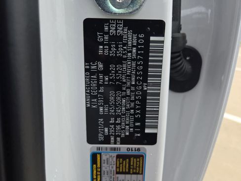 Used 2025 Kia Telluride SX image 36