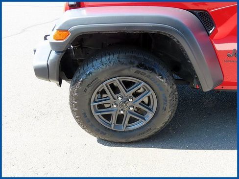 Certified 2024 Jeep Wrangler Sport S image 4