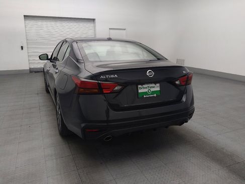 Used 2019 Nissan Altima 2.5 SL FWD image 6