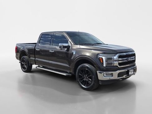 Used 2024 Ford F150 Lariat AWD/4WD image 8