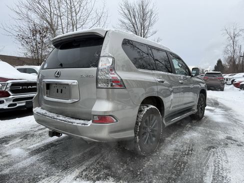 Used 2021 Lexus GX 460 Premium image 6