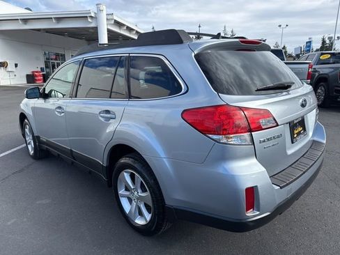 Used 2013 Subaru Outback 2.5i Limited image 7
