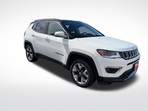 Used 2018 Jeep Compass Limited w/ Navigation Group AWD/4WD image 11