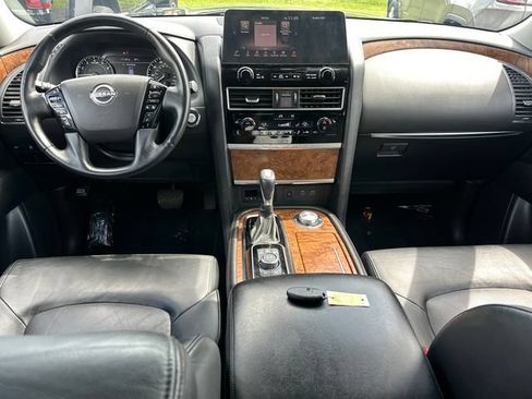 Used 2023 Nissan Armada SL w/ Captain's Chairs Package AWD/4WD image 17