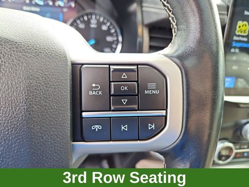 Used 2023 Ford Expedition Limited image 8