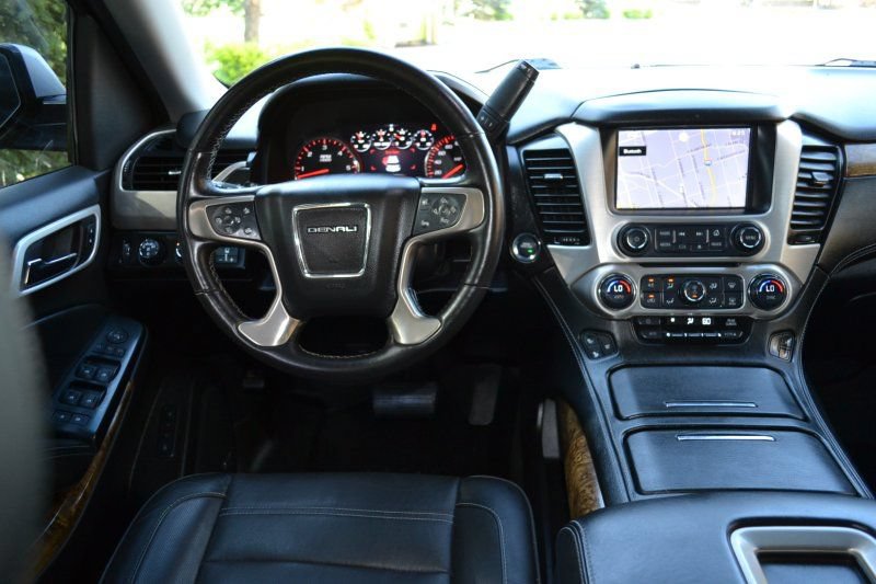 Used 2015 GMC Yukon Denali AWD/4WD image 21