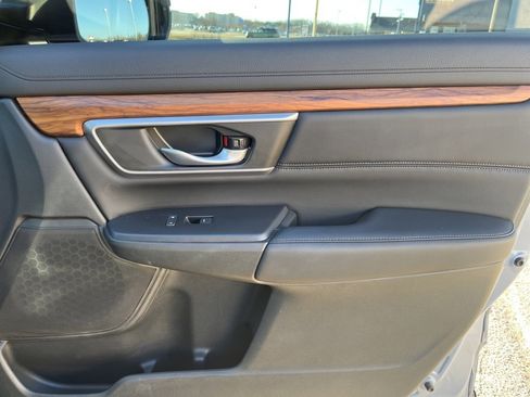 Used 2020 Honda CR-V Touring image 13