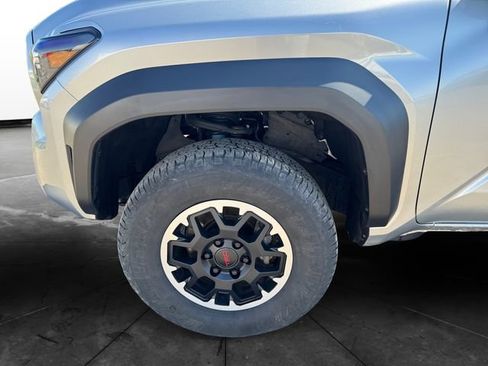 Used 2024 Toyota Tacoma TRD Off-Road AWD/4WD image 14