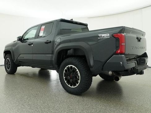 New 2026 Toyota Tacoma TRD Off-Road AWD/4WD image 21