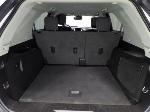 Used 2017 Chevrolet Equinox LT w/ Convenience Package image 8