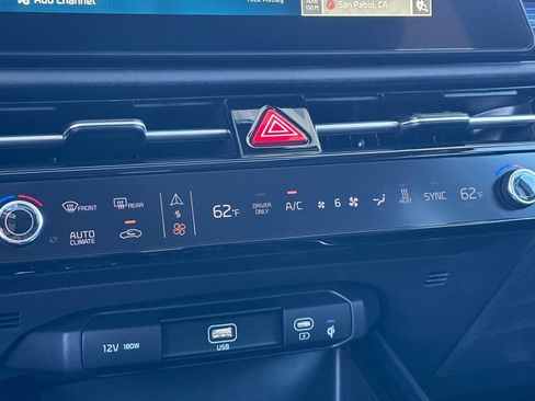 New 2026 Kia Niro Wave FWD image 21