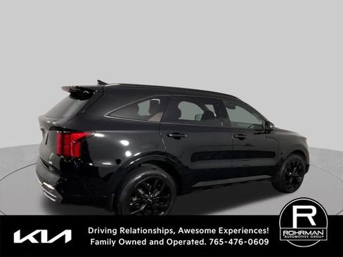 Used 2023 Kia Sorento SX AWD/4WD image 11