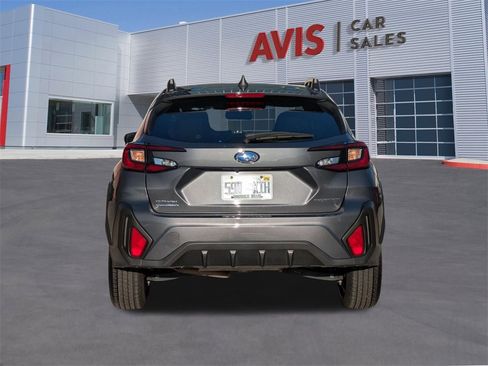 Used 2024 Subaru Crosstrek 2.0i Premium image 7
