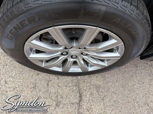 Used 2020 Cadillac XT4 Premium Luxury AWD/4WD image 24