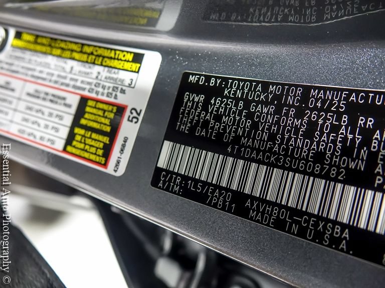 Used 2025 Toyota Camry SE FWD image 32
