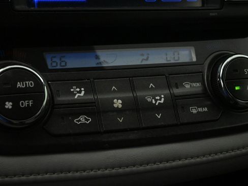 Used 2013 Toyota RAV4 XLE FWD image 24