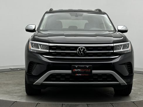 Used 2023 Volkswagen Atlas SE image 2