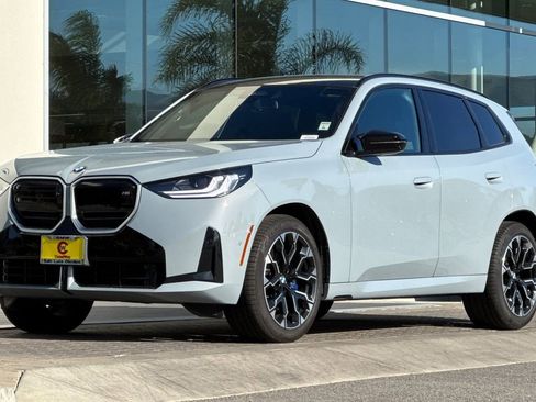 Used 2025 BMW X3 M50 w/ Premium Package image 7