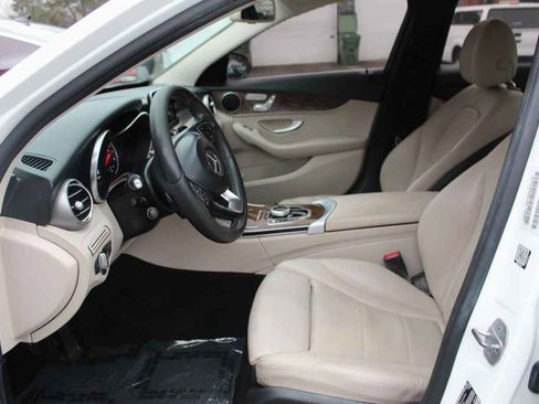 Used 2017 Mercedes-Benz C 300 Sedan image 23
